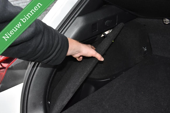 Lexus UX - Afbeelding 25 van 28