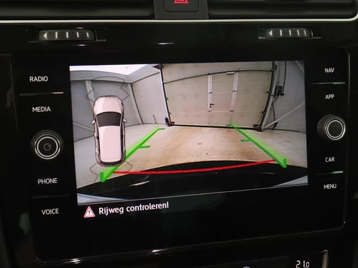 Volkswagen Golf - Afbeelding 12 van 30