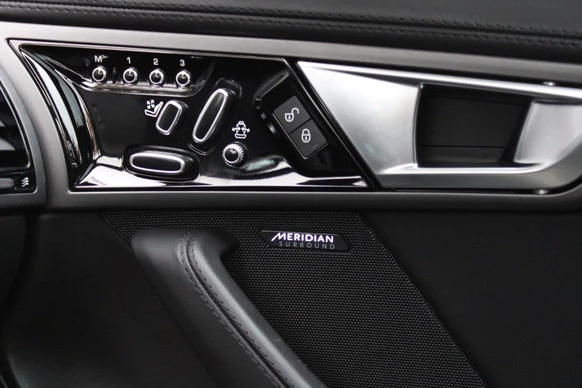 Jaguar F-Type - Afbeelding 8 van 30