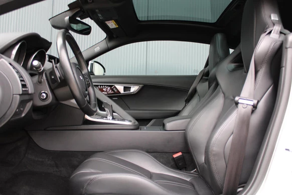 Jaguar F-Type - Afbeelding 19 van 30