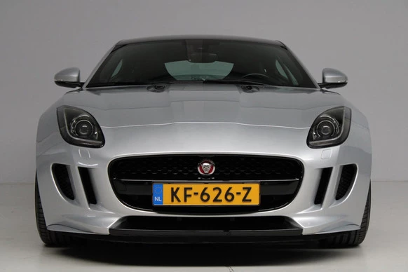 Jaguar F-Type - Afbeelding 22 van 30