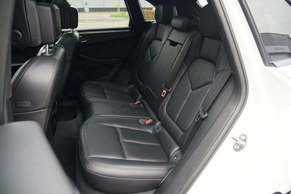 Porsche Macan - Afbeelding 16 van 30