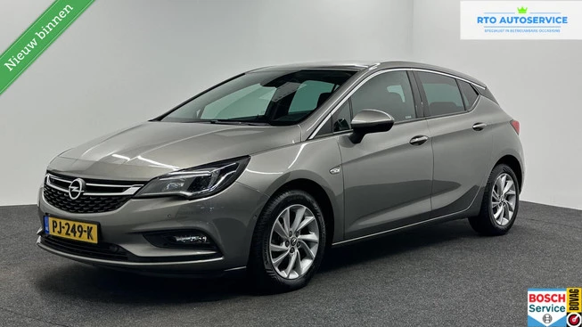 Opel Astra - Afbeelding 1 van 30