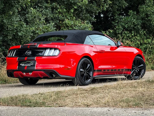 Ford Mustang - Afbeelding 7 van 28