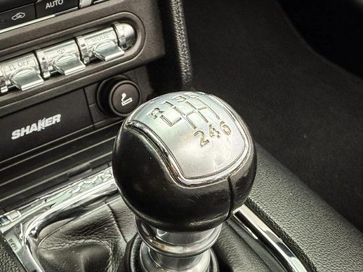 Ford Mustang - Afbeelding 22 van 28