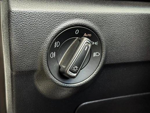 Volkswagen T-Roc - Afbeelding 19 van 30