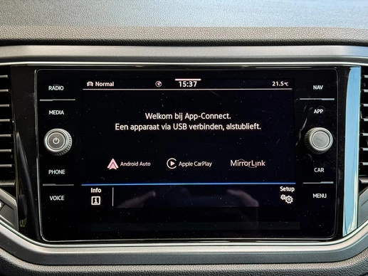 Volkswagen T-Roc - Afbeelding 21 van 30
