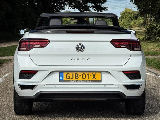 Volkswagen T-Roc - Afbeelding 28 van 30