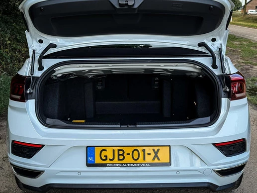 Volkswagen T-Roc - Afbeelding 29 van 30