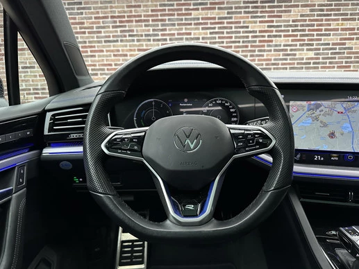 Volkswagen Touareg - Afbeelding 13 van 30