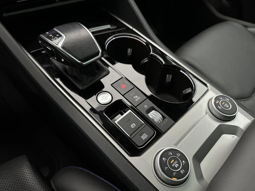 Volkswagen Touareg - Afbeelding 17 van 30