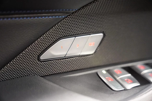 BMW i4 - Afbeelding 11 van 30