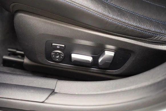 BMW i4 - Afbeelding 13 van 30