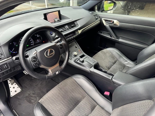 Lexus CT - Afbeelding 16 van 30