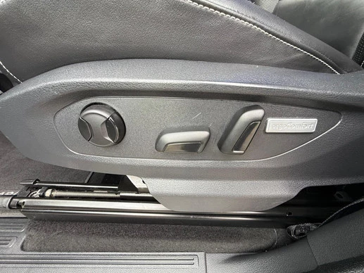 Volkswagen Amarok - Afbeelding 19 van 28