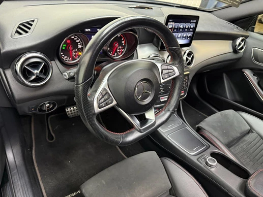 Mercedes-Benz GLA - Afbeelding 27 van 30