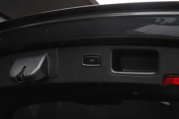Porsche Macan - Afbeelding 17 van 30