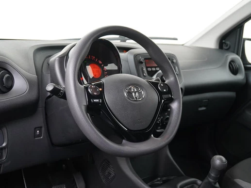 Toyota Aygo - Afbeelding 24 van 28