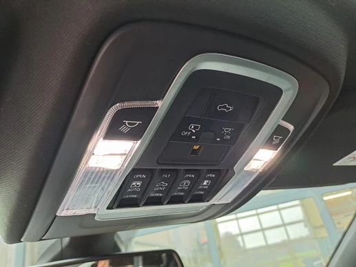 Dodge Ram 1500 - Afbeelding 18 van 30