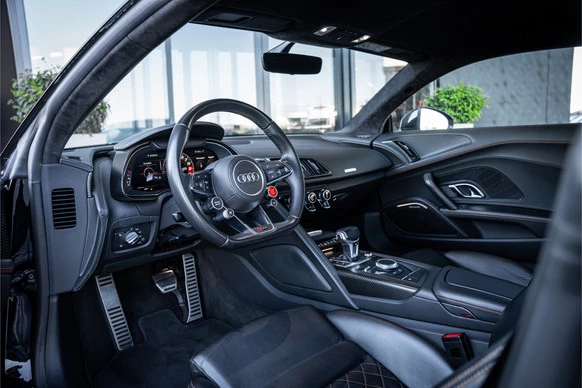 Audi R8 - Afbeelding 8 van 30
