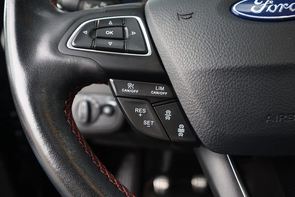 Ford Kuga - Afbeelding 11 van 30
