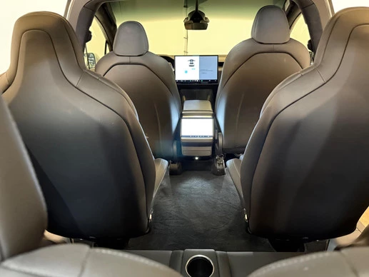 Tesla Model X - Afbeelding 15 van 30