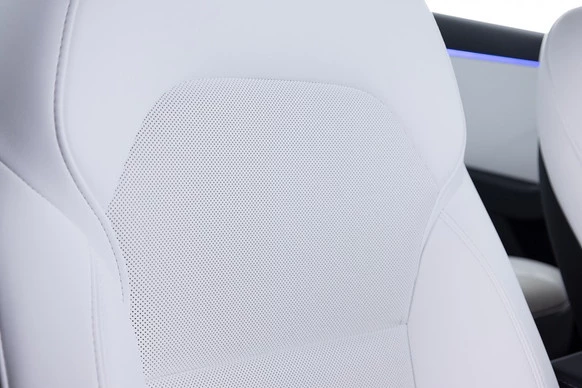 Tesla Model 3 - Afbeelding 6 van 29