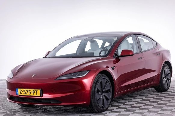 Tesla Model 3 - Afbeelding 25 van 29