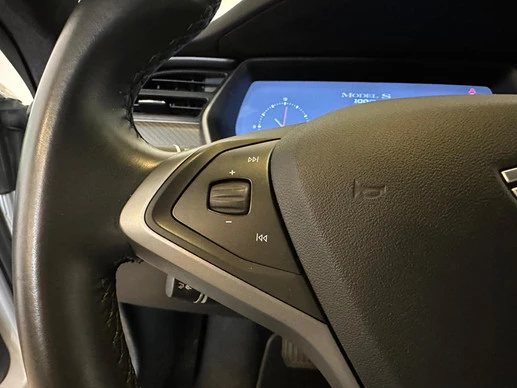 Tesla Model S - Afbeelding 19 van 21