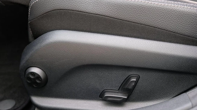 Mercedes-Benz C-Klasse - Afbeelding 16 van 27