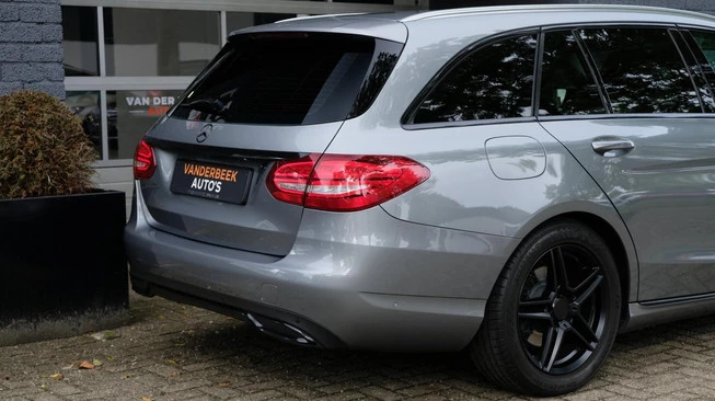 Mercedes-Benz C-Klasse - Afbeelding 27 van 27
