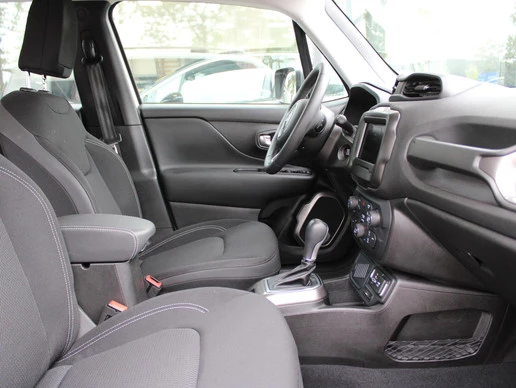 Jeep Renegade - Afbeelding 8 van 26