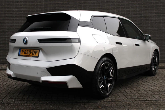 BMW iX - Afbeelding 5 van 30