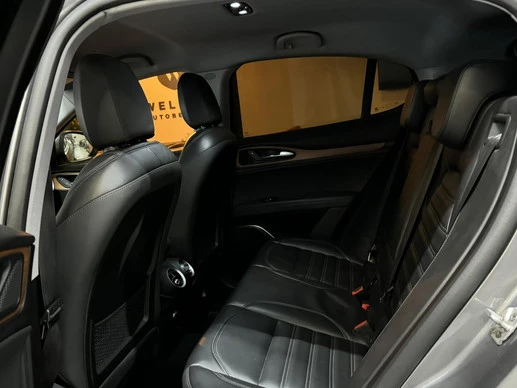 Alfa Romeo Stelvio - Afbeelding 22 van 30