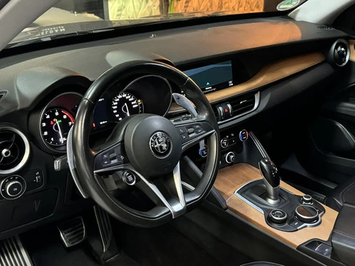 Alfa Romeo Stelvio - Afbeelding 26 van 30