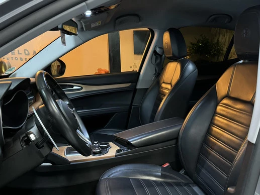 Alfa Romeo Stelvio - Afbeelding 27 van 30