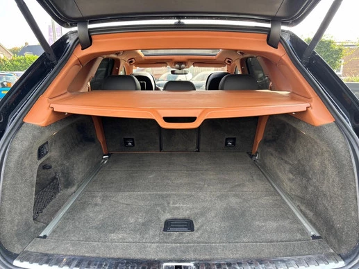 Bentley Bentayga - Afbeelding 16 van 30