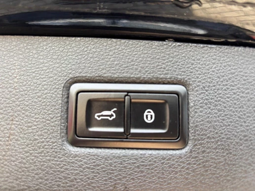 Bentley Bentayga - Afbeelding 18 van 30