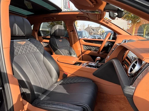 Bentley Bentayga - Afbeelding 24 van 30