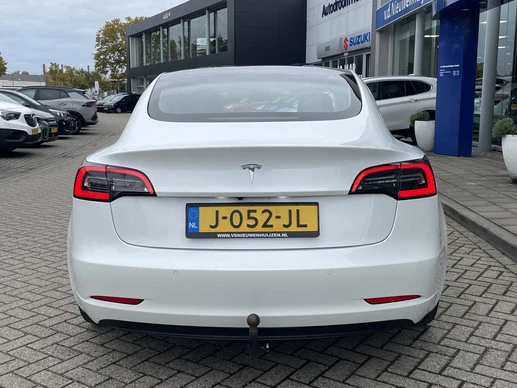 Tesla Model 3 - Afbeelding 8 van 24