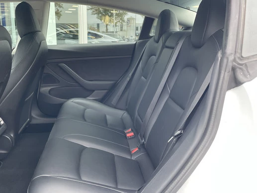 Tesla Model 3 - Afbeelding 11 van 24