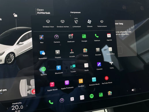 Tesla Model 3 - Afbeelding 22 van 24