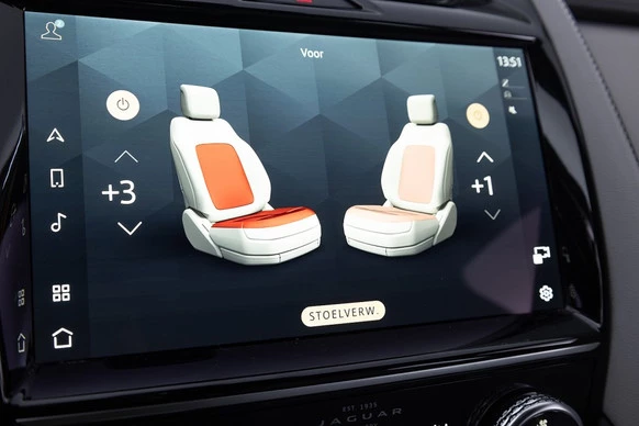 Jaguar E-PACE - Afbeelding 22 van 30