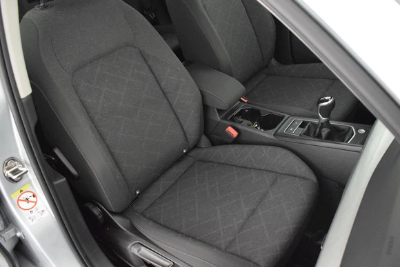 Volkswagen Golf - Afbeelding 26 van 30