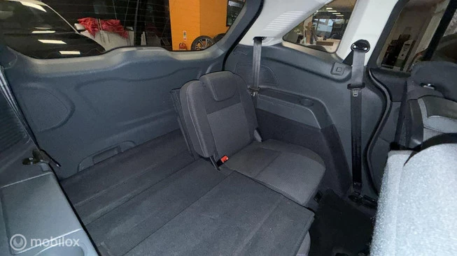 Ford Grand C-Max - Afbeelding 12 van 30