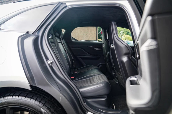 Jaguar F-PACE - Afbeelding 23 van 30