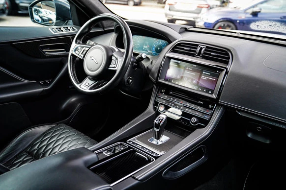 Jaguar F-PACE - Afbeelding 27 van 30