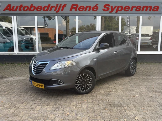 Lancia Ypsilon - Afbeelding 1 van 22
