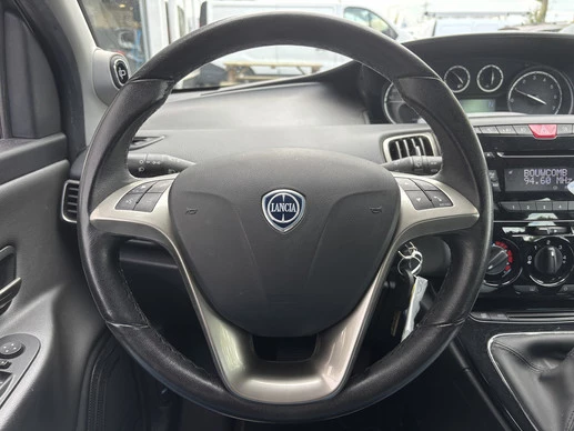 Lancia Ypsilon - Afbeelding 4 van 22