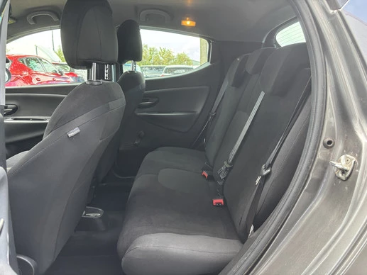 Lancia Ypsilon - Afbeelding 17 van 22